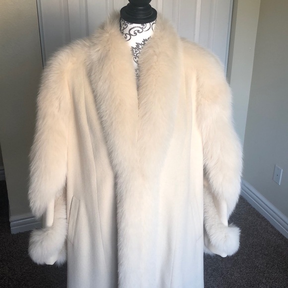 Belle Fare Cashmere/Wool coat - Picture 1 of 8